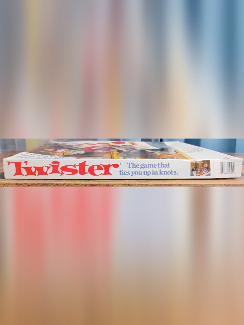 Twister Game *1986 Edition* - Picture 5 of 10